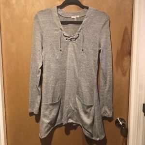 Grey long sleeve shirt